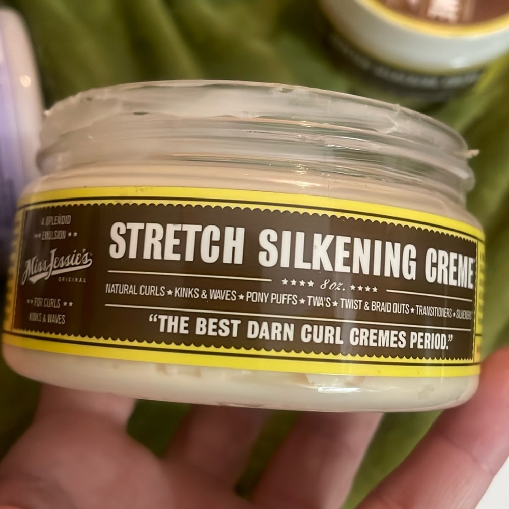 Stretch silkening creme